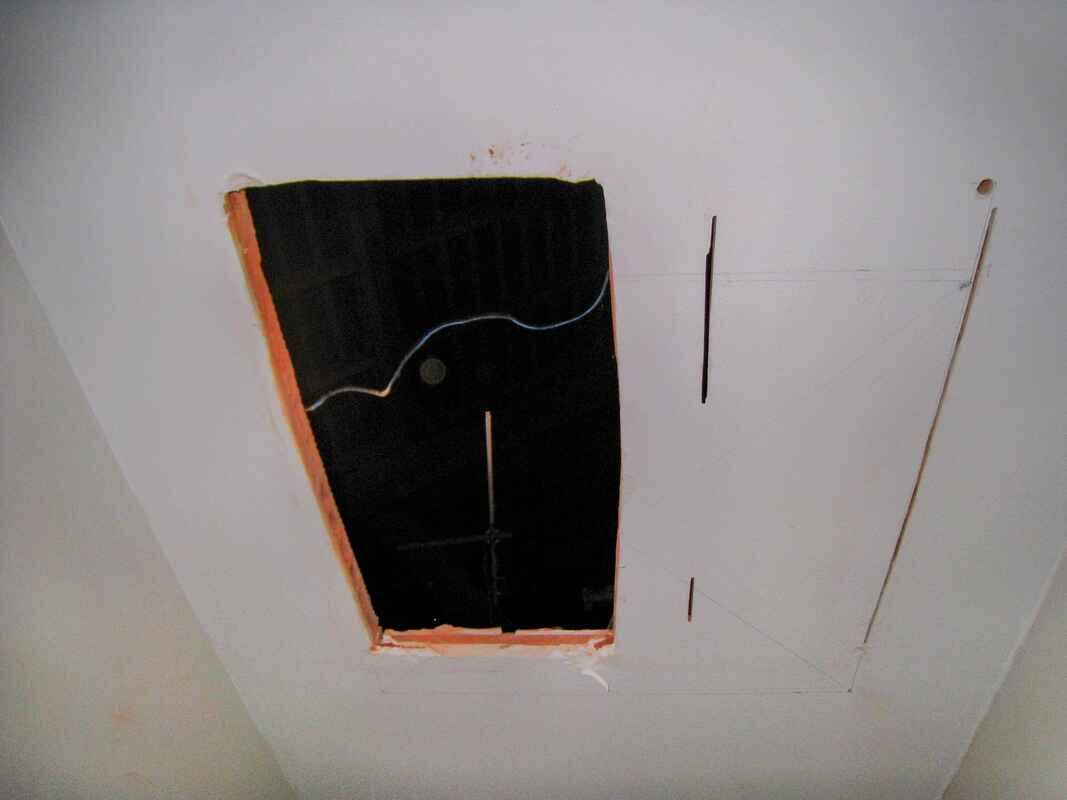 Découpage du plafond pour reprise d'air PAC gainable