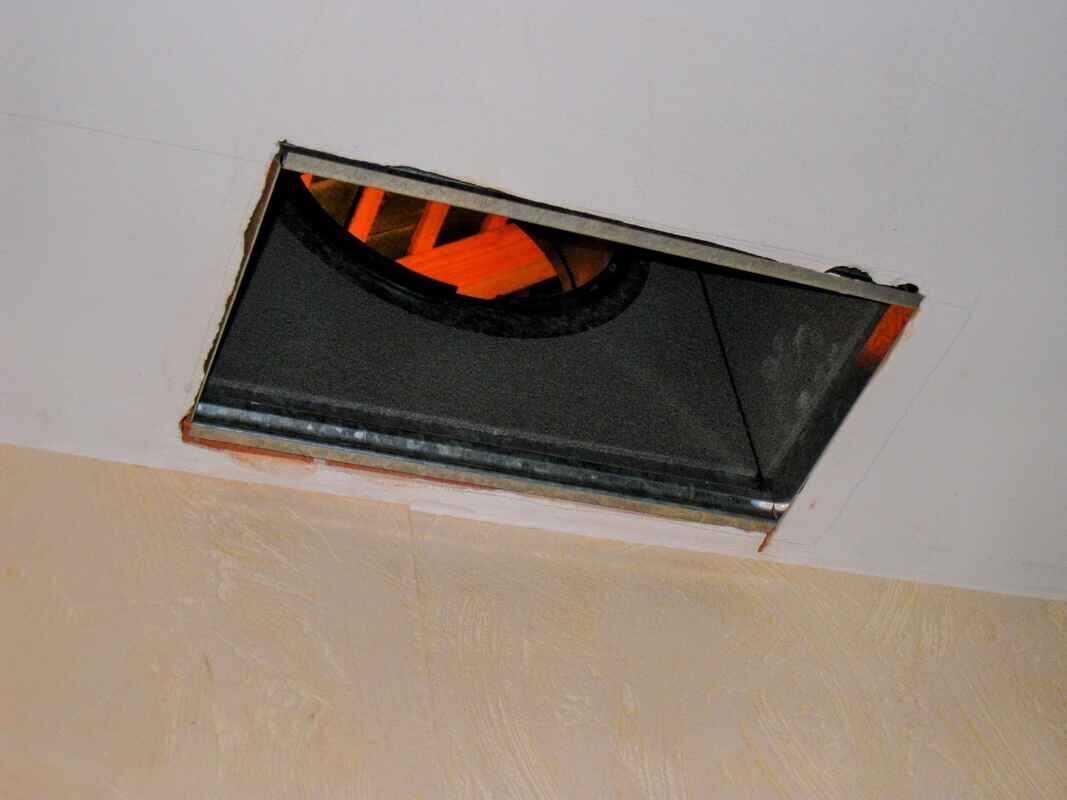 Mise en place caisson bouche de soufflage chauffage
