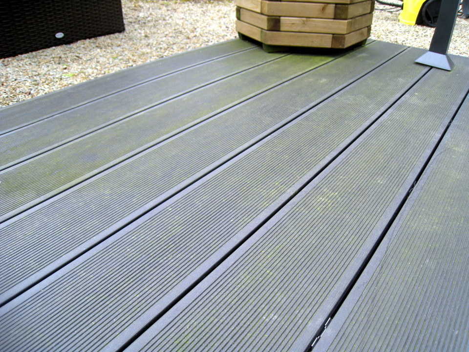 Terrasse Composite Qui Verdit
