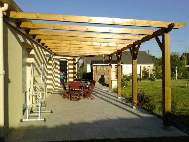 construire sa pergola en bois