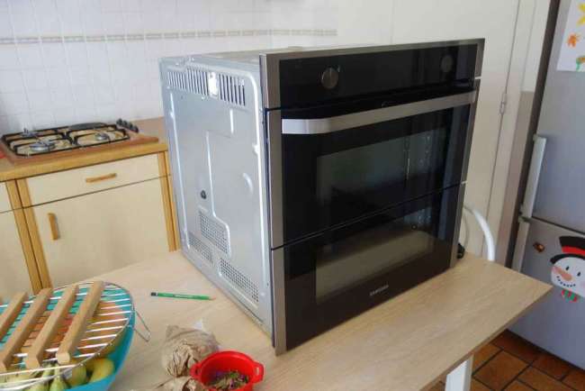 Four Pyro SAMSUNG DUAL COOK FLEX NV75N76